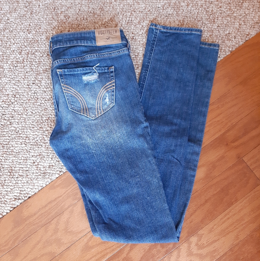 Hollister Distressed Jeans size 5 Long - Picture 11 of 16